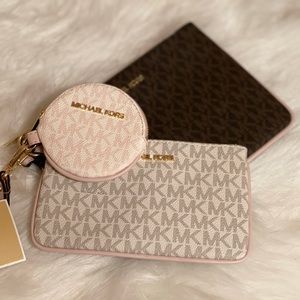 Mk Trio pouch